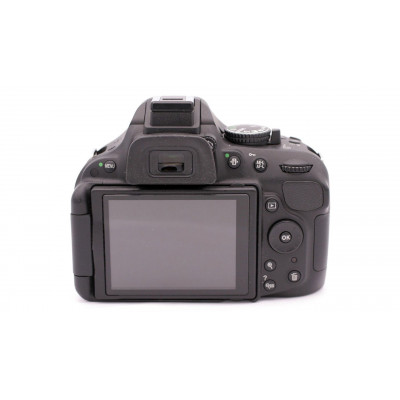 Фотоаппарат Nikon D5200 kit 18-140mm VR 