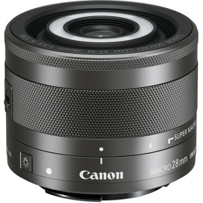 Объектив Canon EF-S 24mm f/2.8 STM, черный